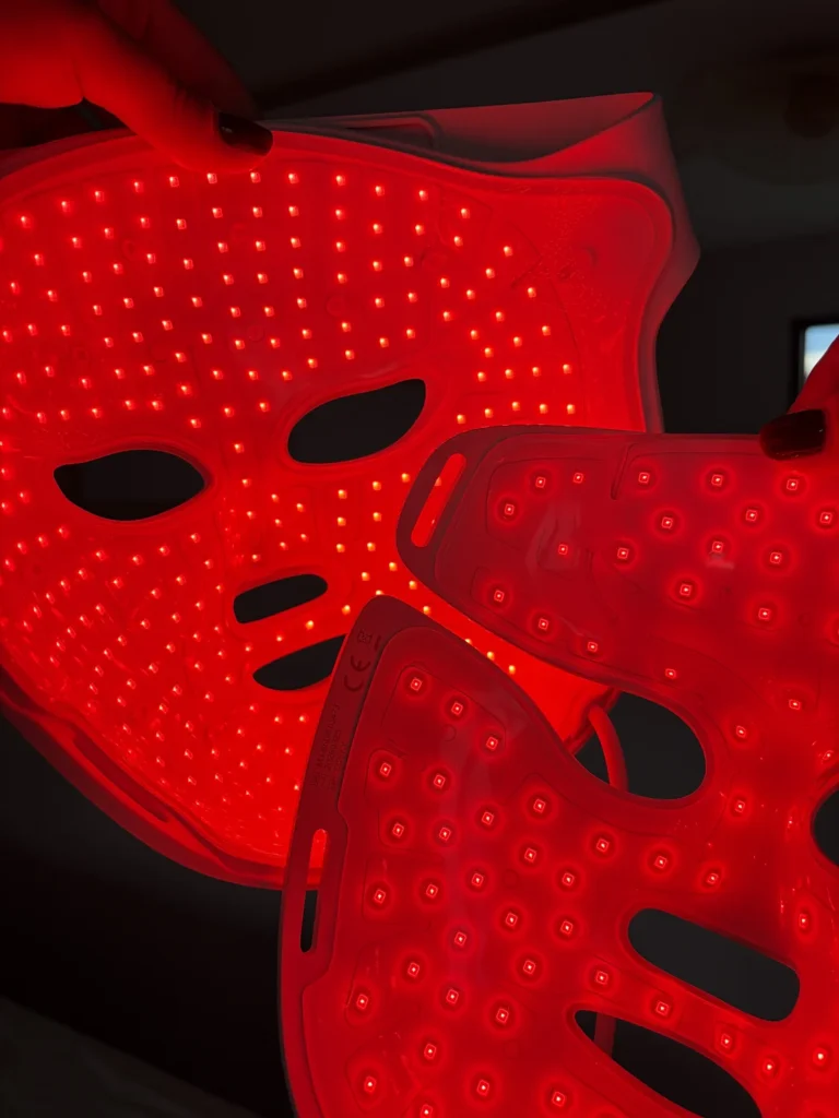 Zoom in on the interior masks led nooance aurion x252 and x600